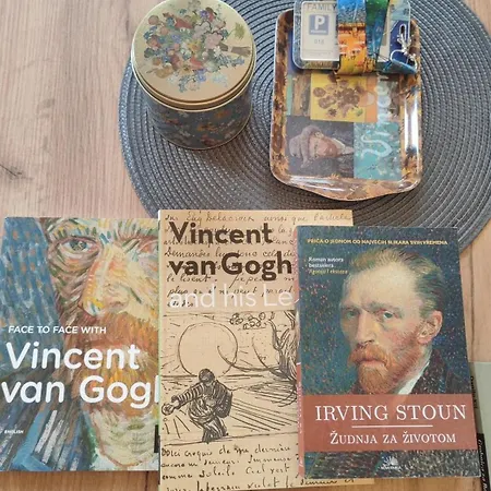 Vincent Van Gogh Podgorica Exterior photo