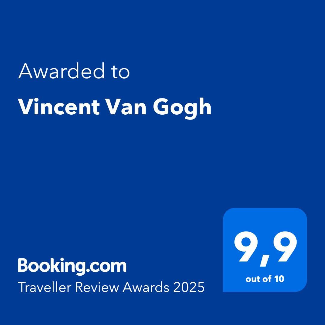 Vincent Gogh Apartment *